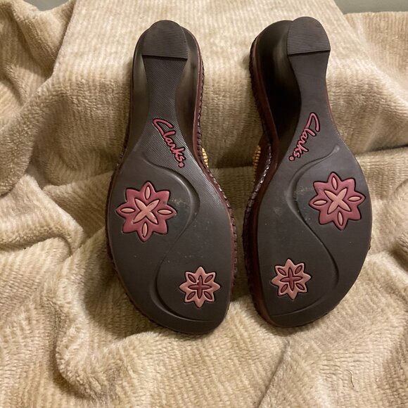 Clark Artison Leather Wedge Heel Sandal - Size 7 - Shoe - Picture 5 of 5